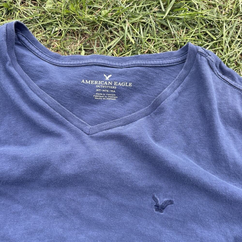 American Eagle Super Soft Standard Fit Tee Navy Blue Embroidered Eagle Medium